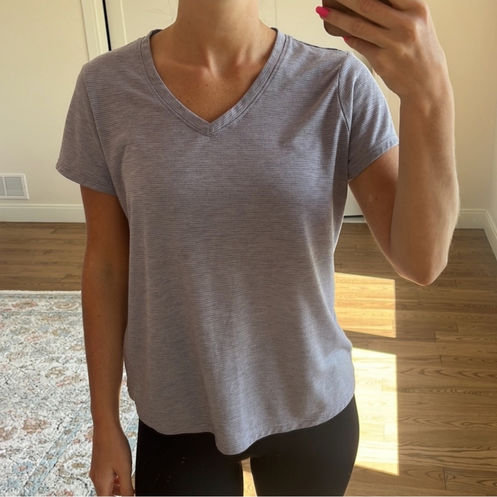 RBX | Short Sleeve V-neck Top Large Gray